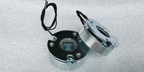 異步電機制動器與傳統制動器有何區別？